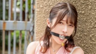 RUU（十束るう）がイラマスクやボールギャグ猿轡でドM調教を受けるプレステージの人気フェチAV動画『マゾの宅Q便』